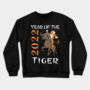 Tiger riding buffalo - 2022 Year of the tiger Crewneck Sweatshirt